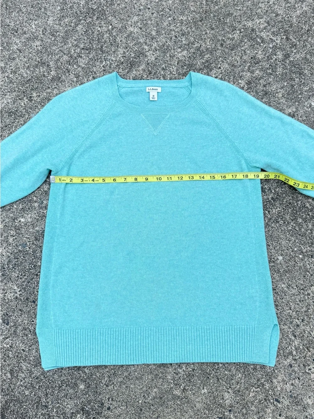 L.L. Bean Women’s Aqua Crewneck Sweater - Picture 6 of 9